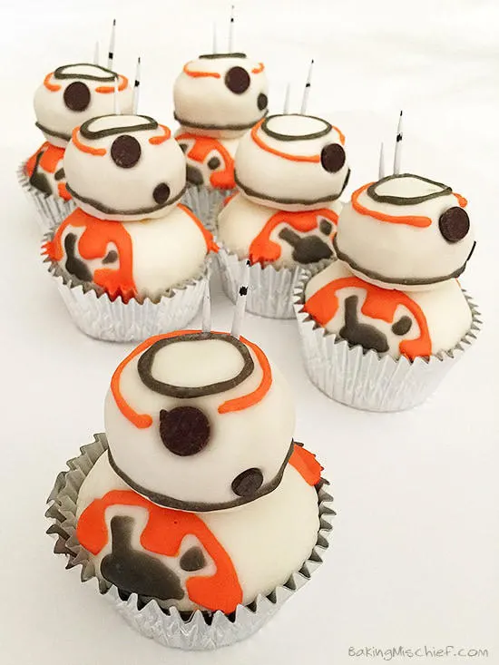 BB8 Cupcakes