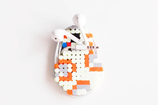 BB8 Perler Bead Earbud Cord Holder