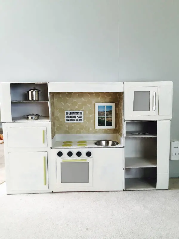 DIY Play Cardboard Kitchen