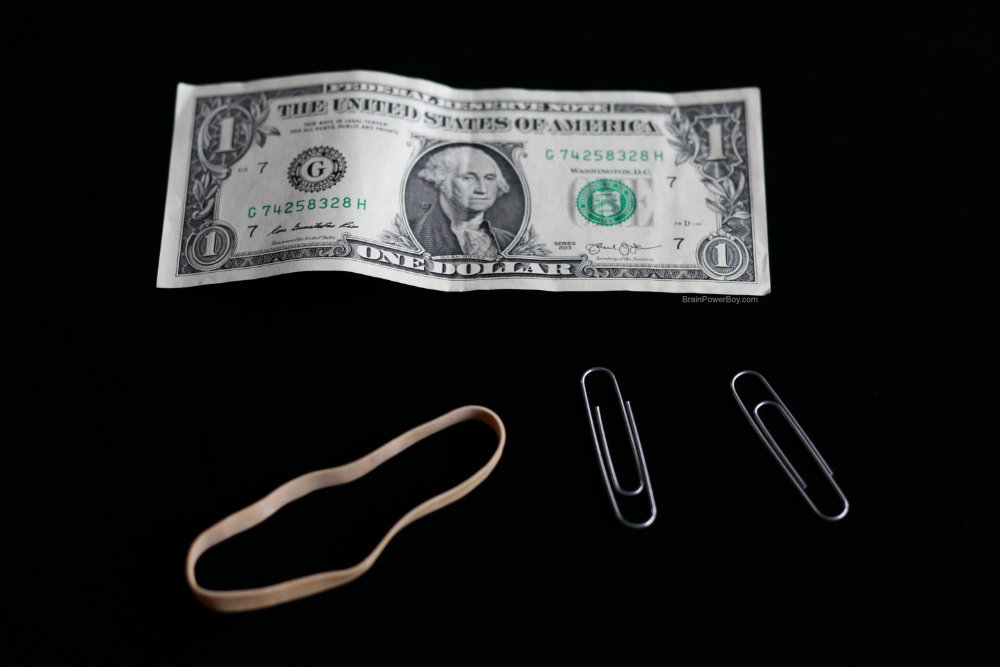 Linking Paper Clips with Rubber Band (Video + Pics)