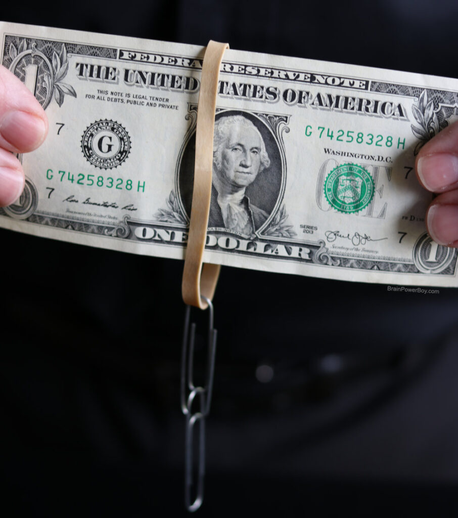 Linking Paper Clips with Rubber Band (Video + Pics)