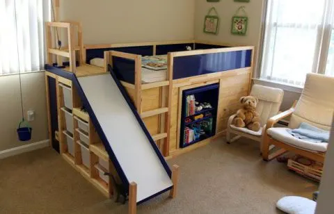 Storage under deals kura bed