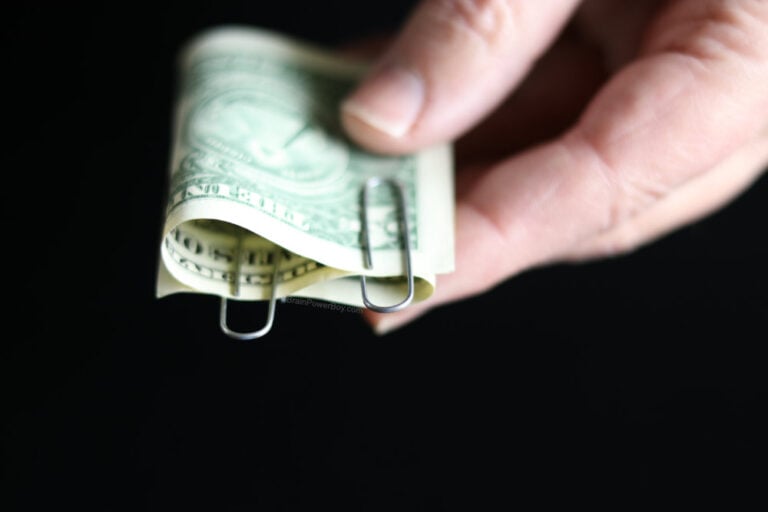 Linking Paper Clips Magic Trick They Magically Attach!