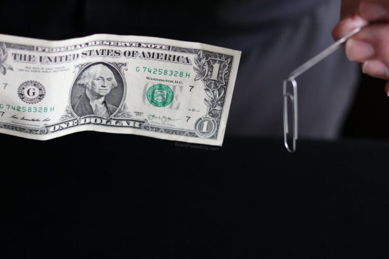 Linking Paper Clips Magic Trick They Magically Attach!