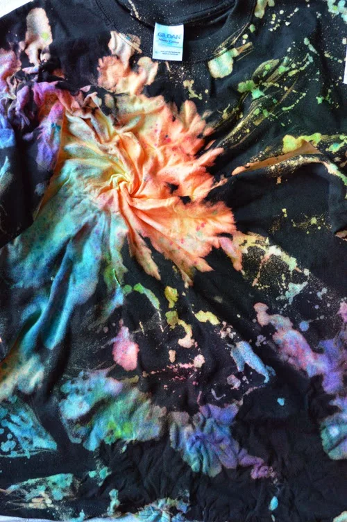 iLoveToCreate Blog: Galaxy Twist Bleach Tie Dye Shirt