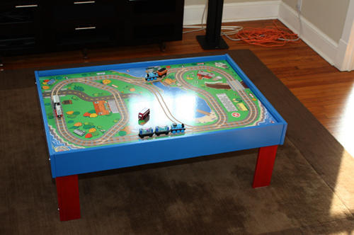 Table de train Thomas the Tank Engine Style