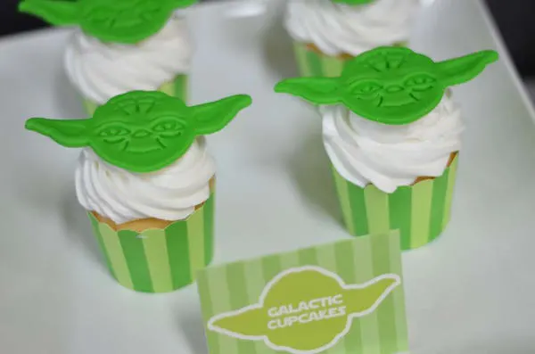 Yoda Cupcakes